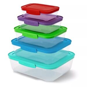 Set of 5 Sistema food containers for stacking.